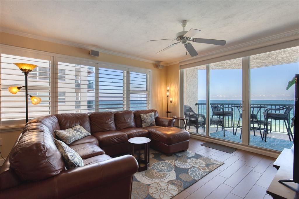 Active With Contract: $699,000 (3 beds, 3 baths, 2072 Square Feet)