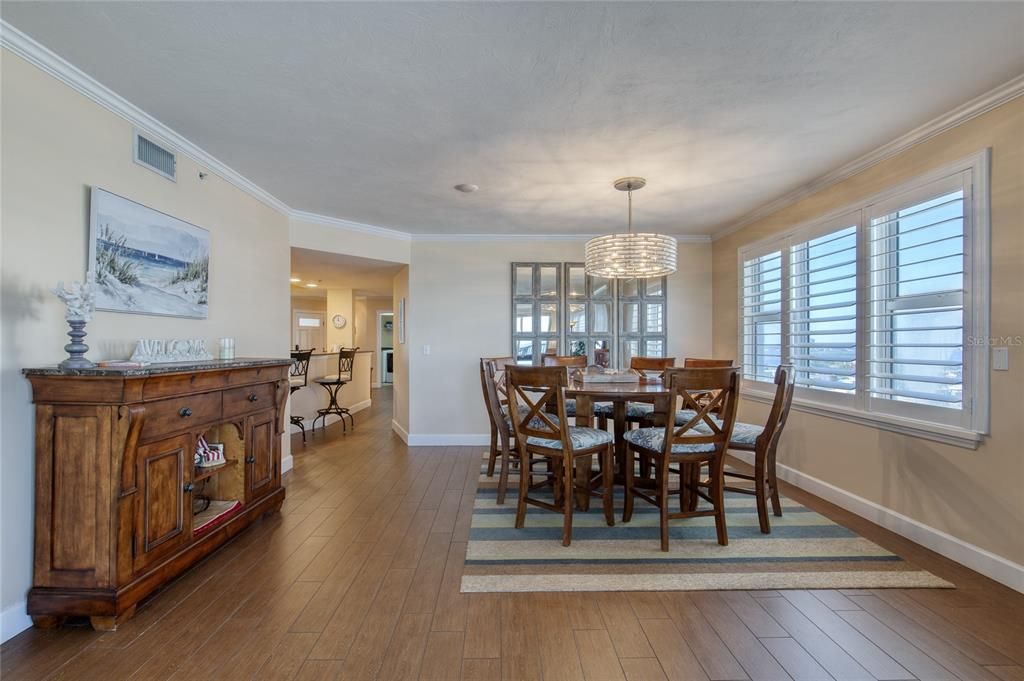 Active With Contract: $699,000 (3 beds, 3 baths, 2072 Square Feet)