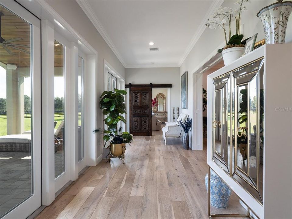 En Venta: $4,395,000 (3 camas, 2 baños, 3176 Pies cuadrados)