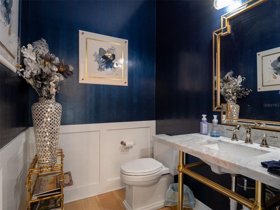 En Venta: $4,395,000 (3 camas, 2 baños, 3176 Pies cuadrados)