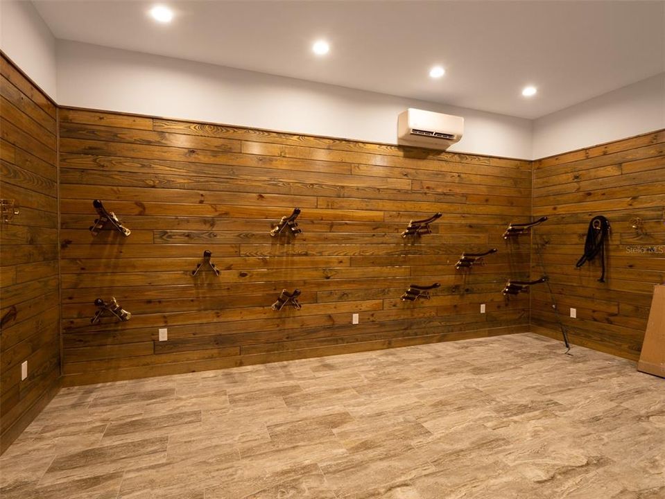 En Venta: $4,395,000 (3 camas, 2 baños, 3176 Pies cuadrados)