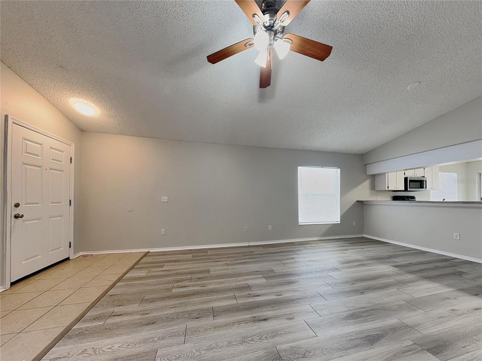 For Rent: $2,050 (3 beds, 2 baths, 1340 Square Feet)