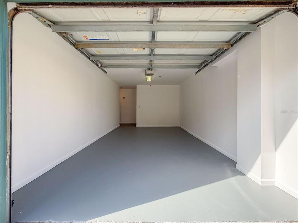 For Sale: $219,000 (1 beds, 1 baths, 790 Square Feet)