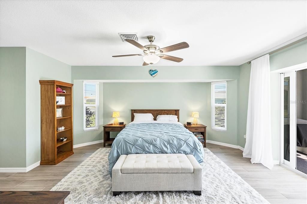 На продажу: $460,000 (4 спален, 2 ванн, 2219 Квадратных фут)