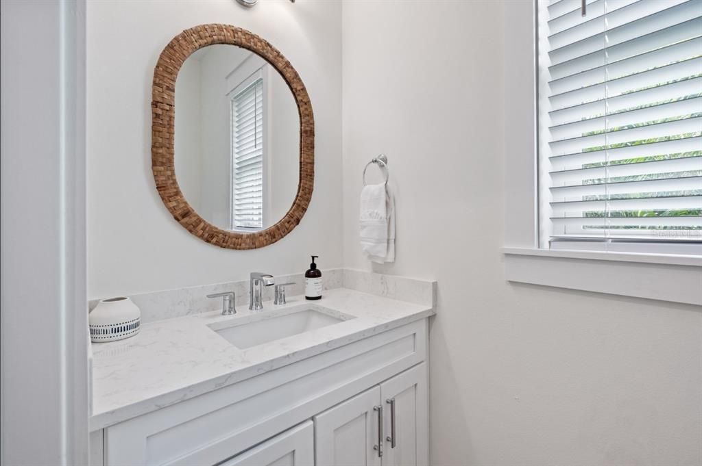 For Sale: $3,590,000 (6 beds, 6 baths, 3545 Square Feet)