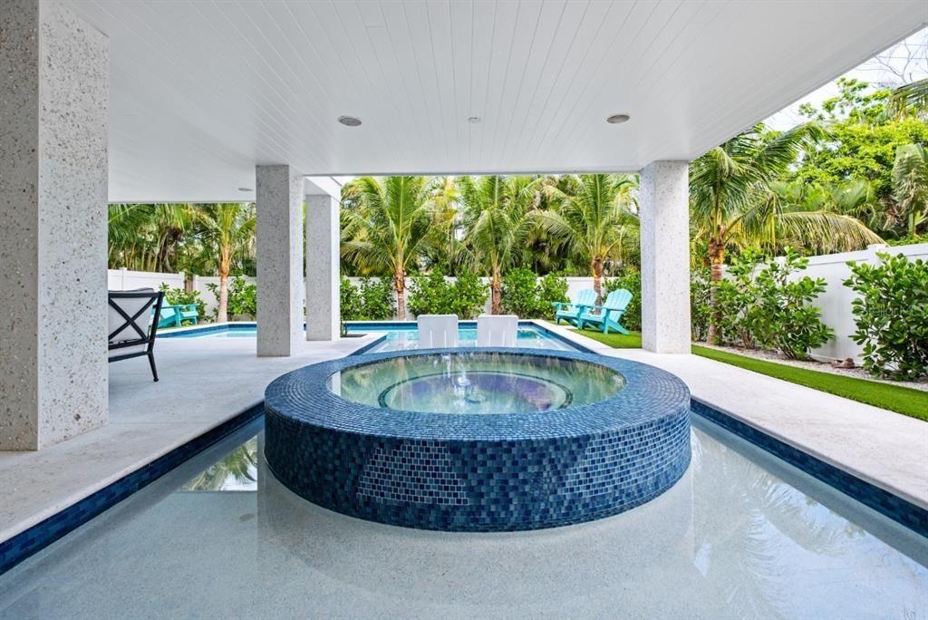 For Sale: $3,590,000 (6 beds, 6 baths, 3545 Square Feet)