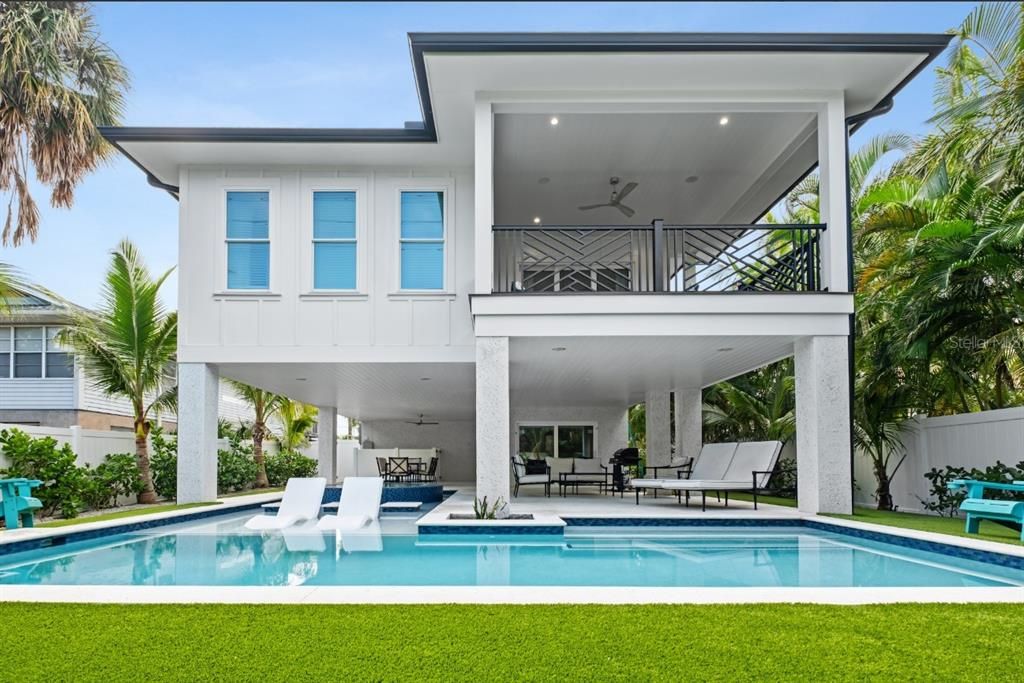 For Sale: $3,590,000 (6 beds, 6 baths, 3545 Square Feet)