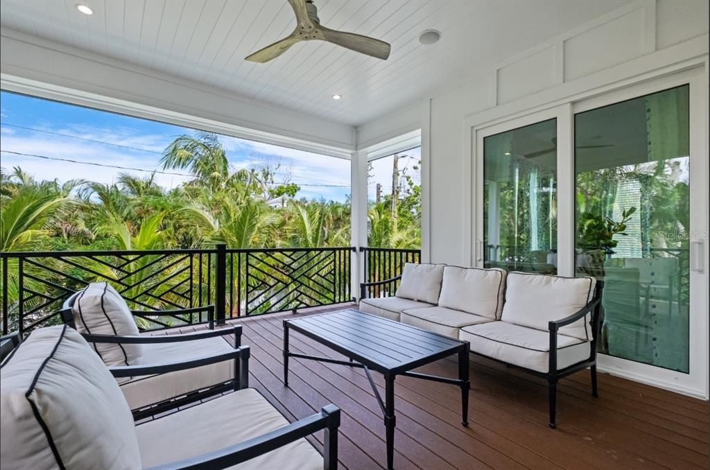 For Sale: $3,590,000 (6 beds, 6 baths, 3545 Square Feet)