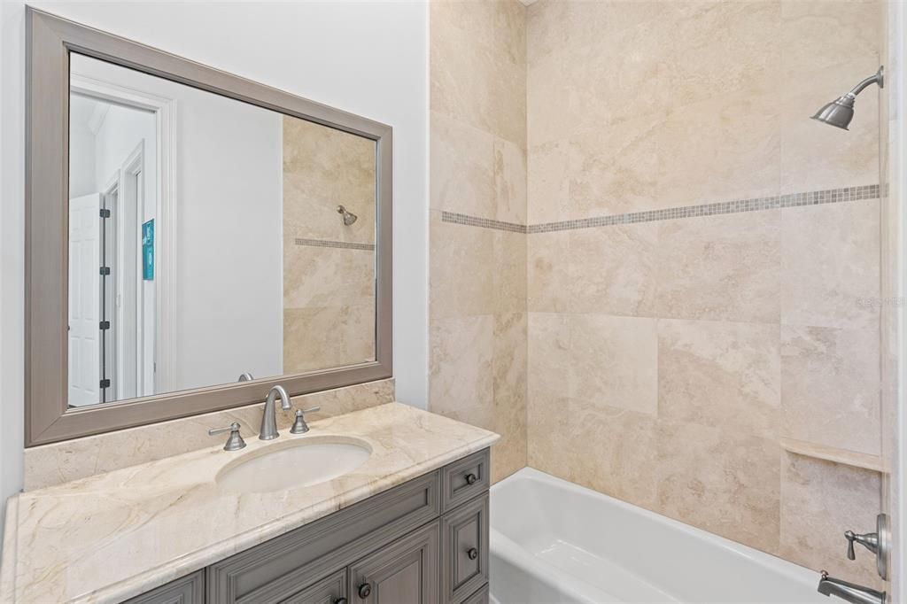 For Sale: $2,995,000 (5 beds, 5 baths, 5095 Square Feet)