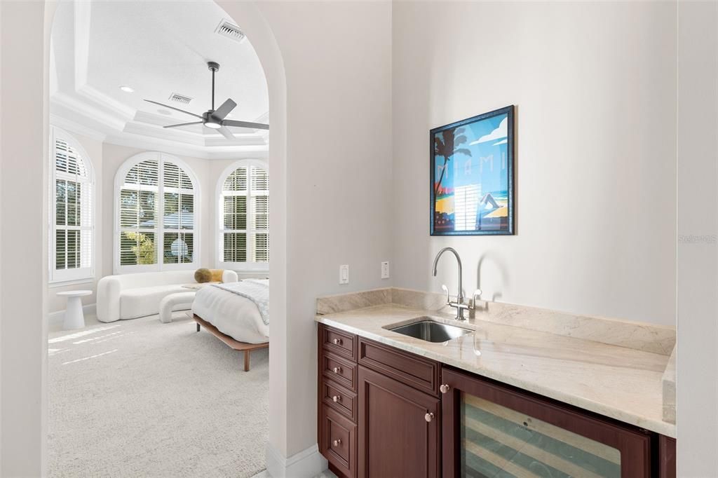 For Sale: $2,995,000 (5 beds, 5 baths, 5095 Square Feet)