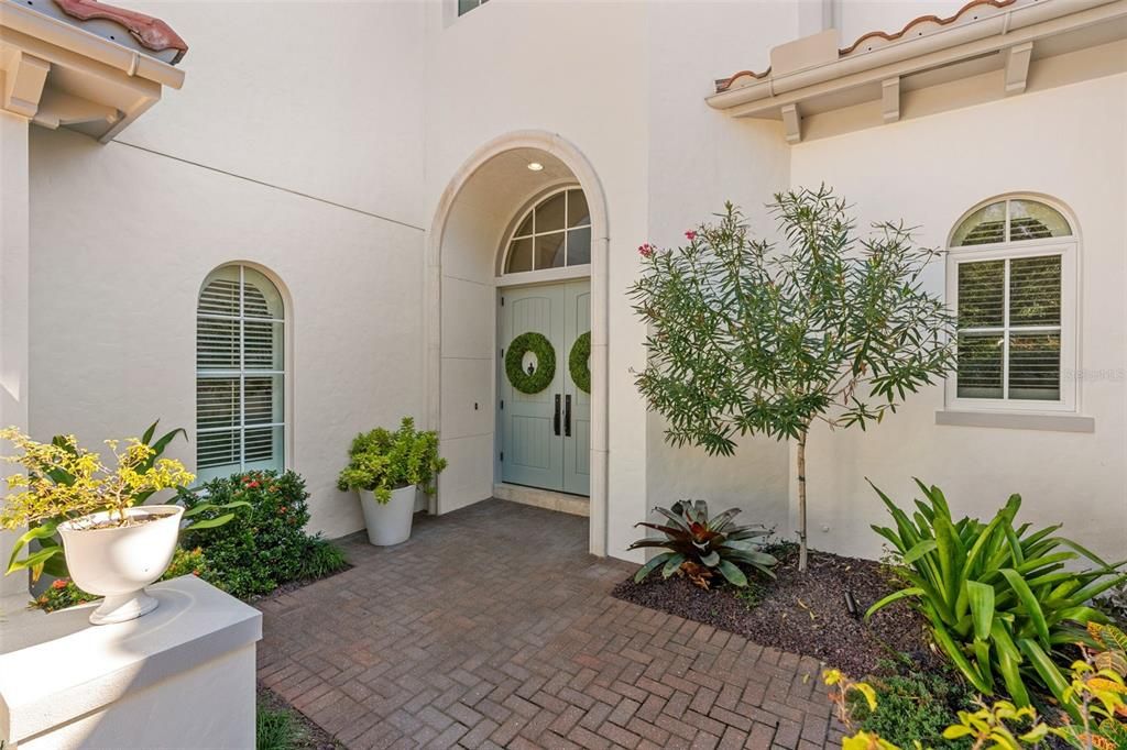 For Sale: $2,995,000 (5 beds, 5 baths, 5095 Square Feet)