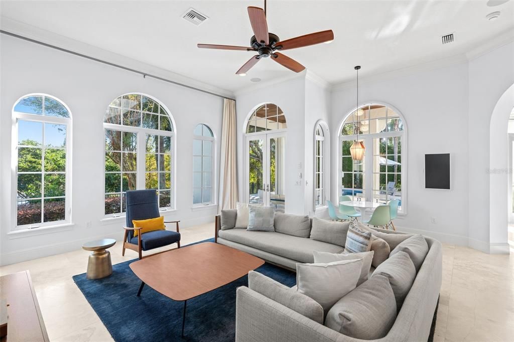 For Sale: $2,995,000 (5 beds, 5 baths, 5095 Square Feet)