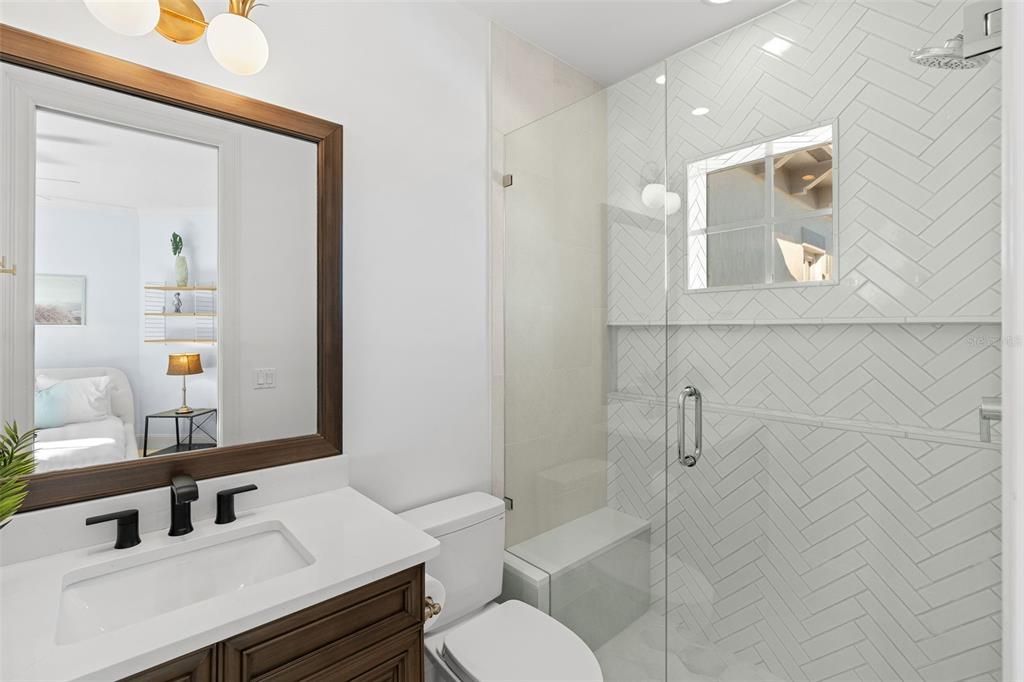 For Sale: $2,995,000 (5 beds, 5 baths, 5095 Square Feet)