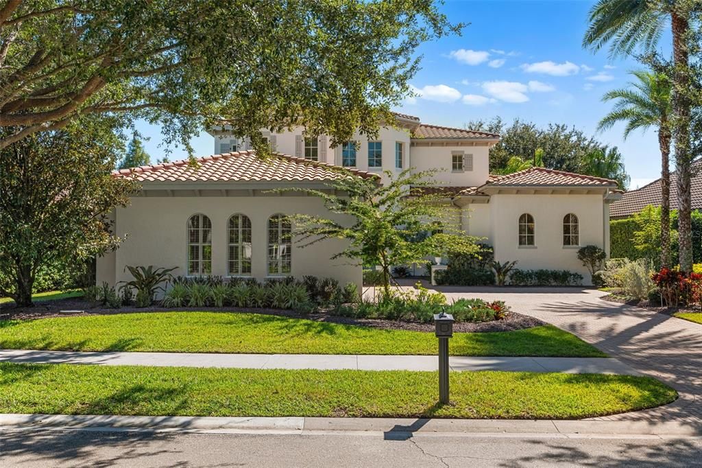 For Sale: $2,995,000 (5 beds, 5 baths, 5095 Square Feet)