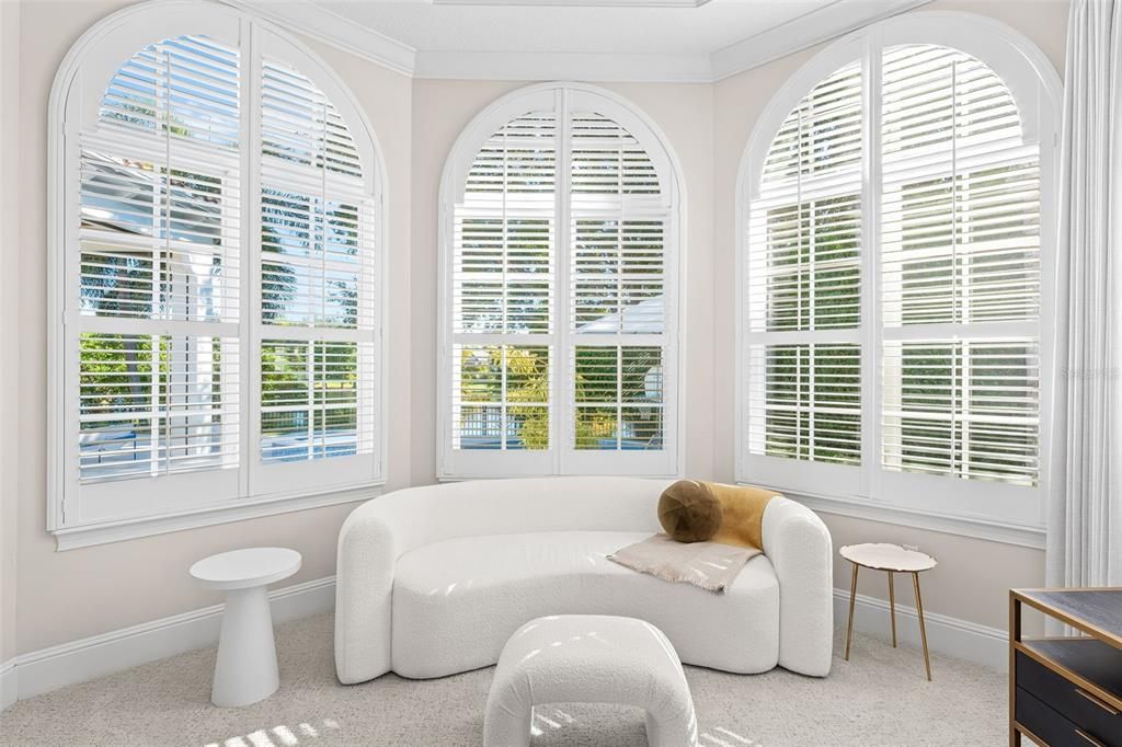 For Sale: $2,995,000 (5 beds, 5 baths, 5095 Square Feet)