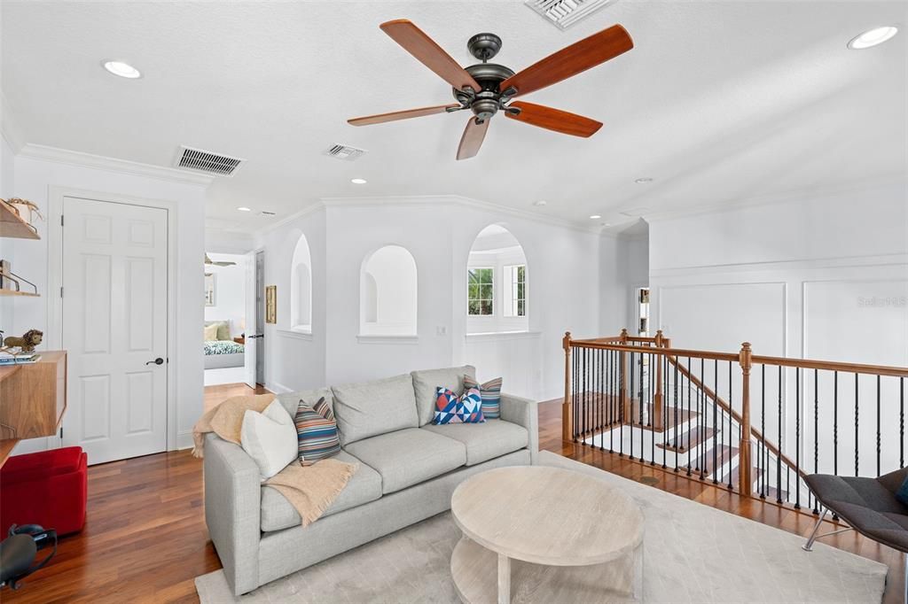 For Sale: $2,995,000 (5 beds, 5 baths, 5095 Square Feet)