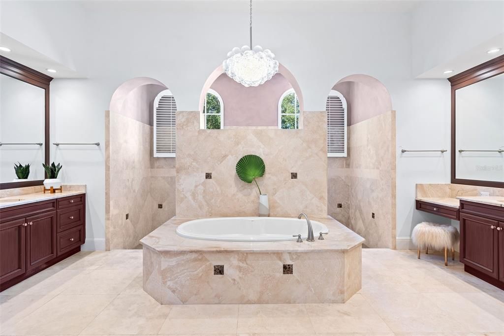 For Sale: $2,995,000 (5 beds, 5 baths, 5095 Square Feet)