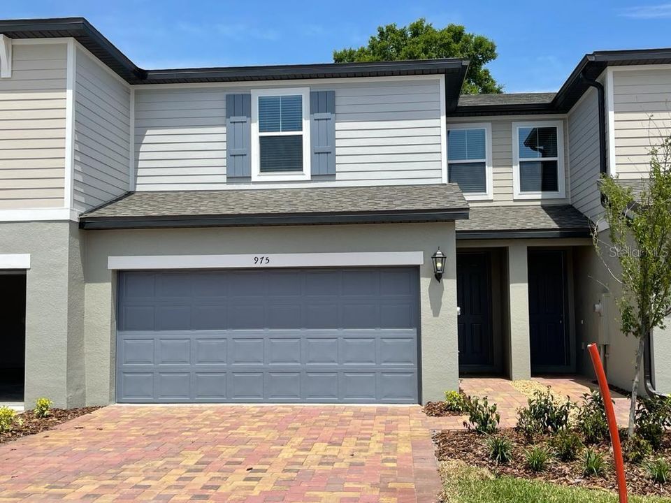 En Renta: $2,300 (3 camas, 2 baños, 1566 Pies cuadrados)