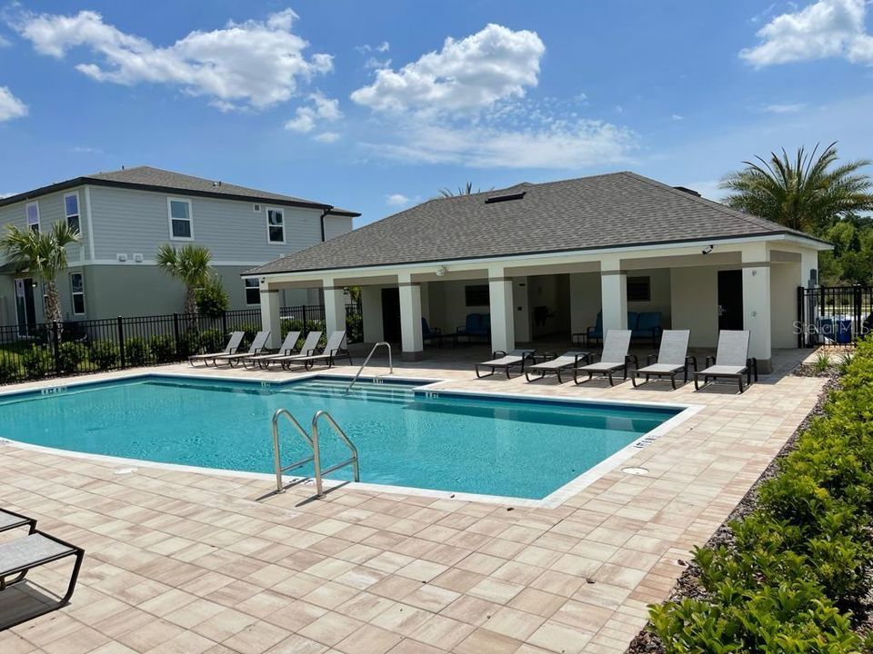 En Renta: $2,300 (3 camas, 2 baños, 1566 Pies cuadrados)