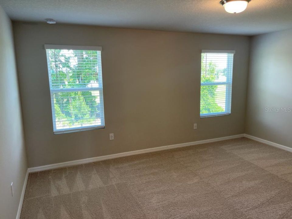 En Renta: $2,300 (3 camas, 2 baños, 1566 Pies cuadrados)