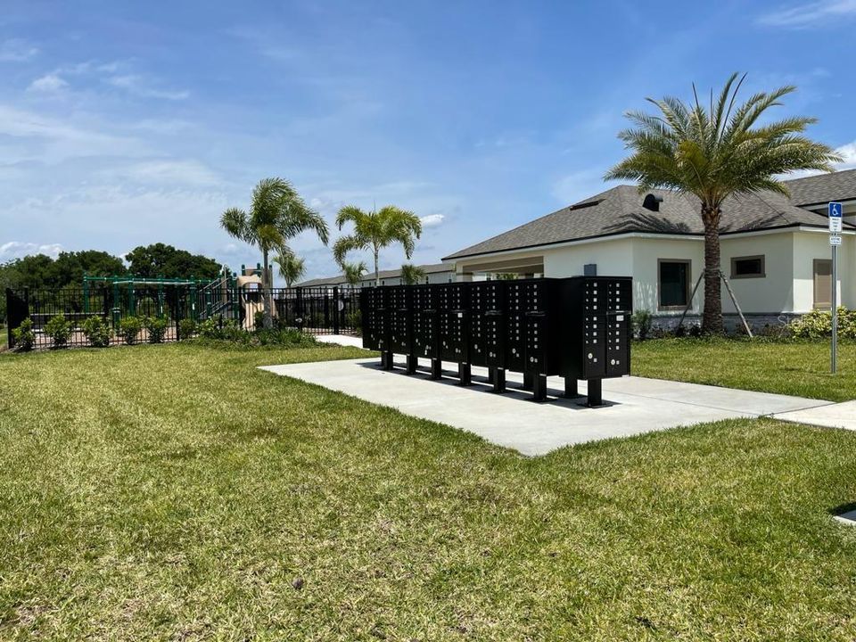 En Renta: $2,300 (3 camas, 2 baños, 1566 Pies cuadrados)