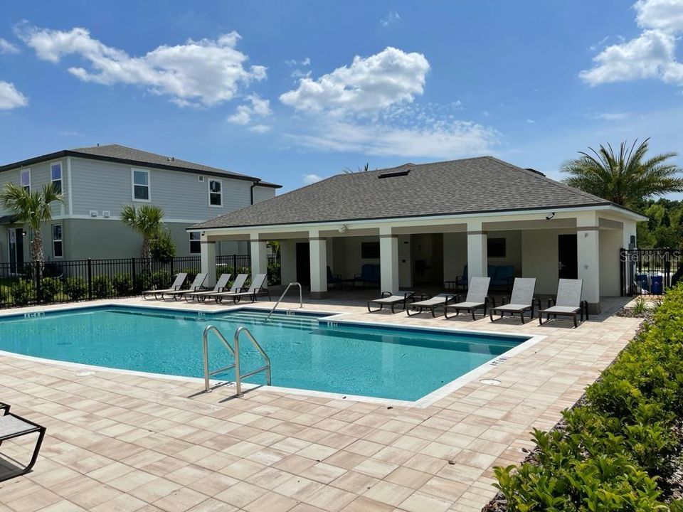 En Renta: $2,300 (3 camas, 2 baños, 1566 Pies cuadrados)