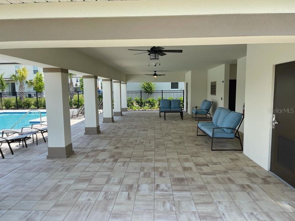 En Renta: $2,300 (3 camas, 2 baños, 1566 Pies cuadrados)