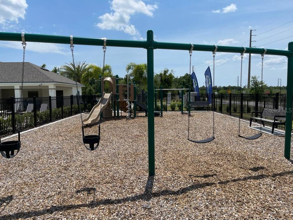 En Renta: $2,300 (3 camas, 2 baños, 1566 Pies cuadrados)