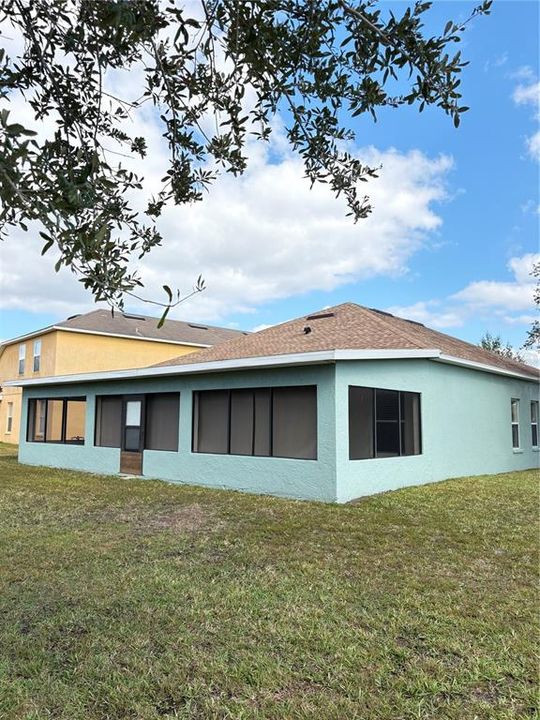 En Renta: $2,300 (4 camas, 2 baños, 1725 Pies cuadrados)