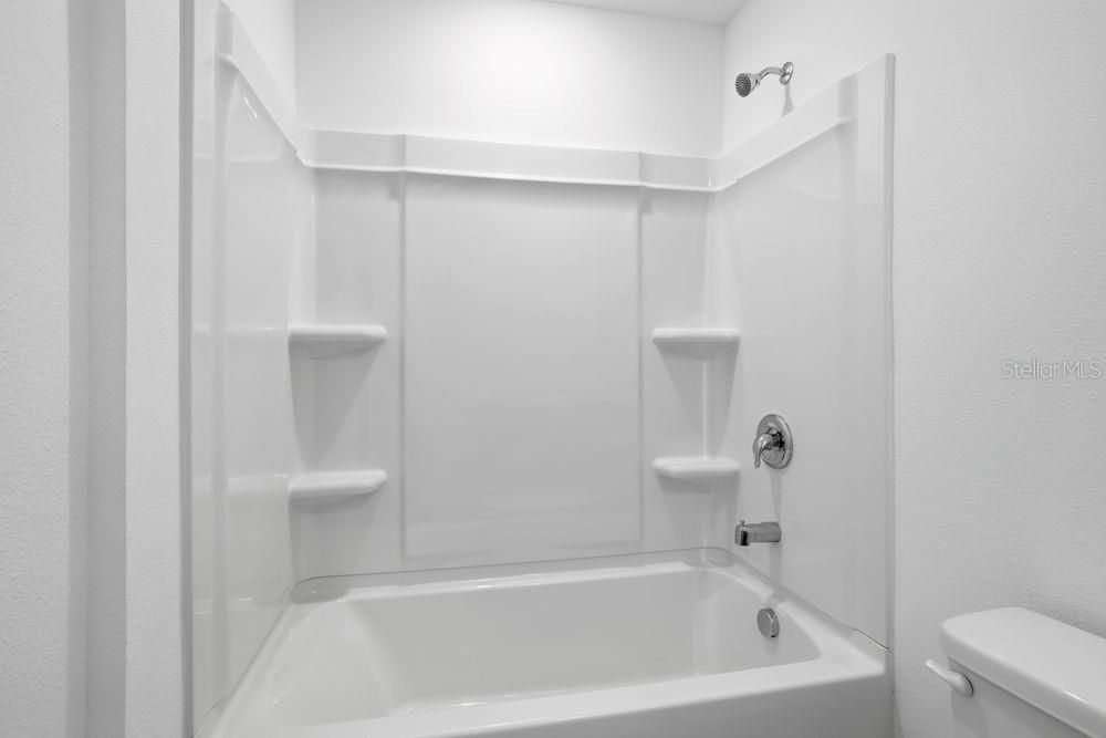 待售: $234,999 (2 贝兹, 2 浴室, 1205 平方英尺)