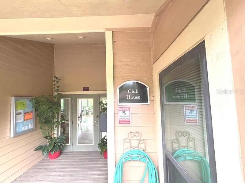 For Sale: $189,450 (3 beds, 2 baths, 1100 Square Feet)