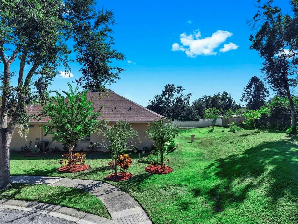 Active With Contract: $435,000 (4 beds, 3 baths, 2404 Square Feet)