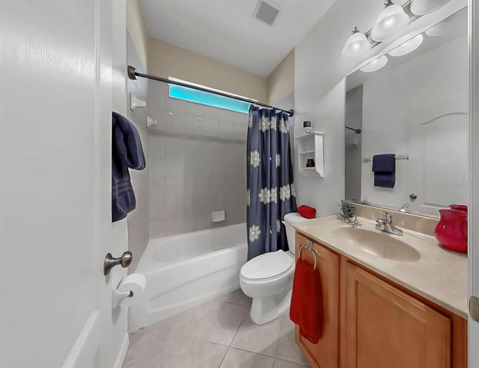 Active With Contract: $435,000 (4 beds, 3 baths, 2404 Square Feet)