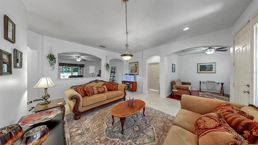 Active With Contract: $435,000 (4 beds, 3 baths, 2404 Square Feet)