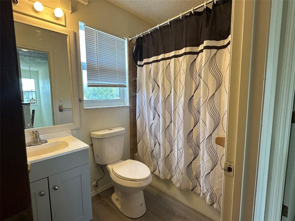 For Rent: $3,500 (5 beds, 3 baths, 2648 Square Feet)