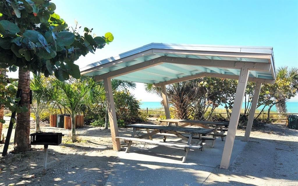 For Rent: $3,500 (5 beds, 3 baths, 2648 Square Feet)