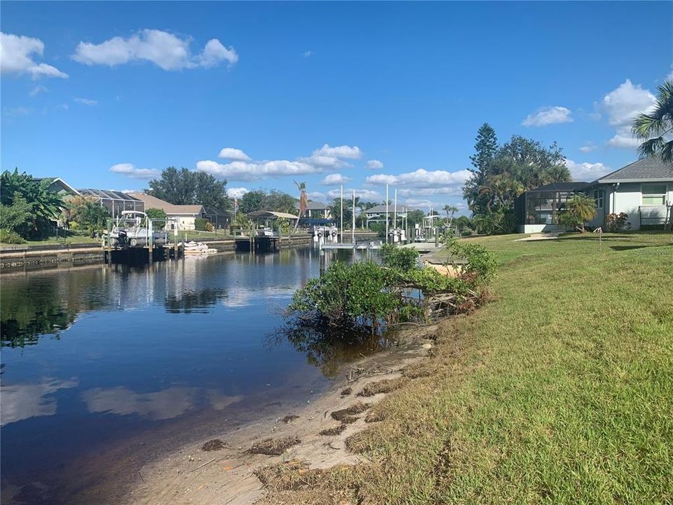 Active With Contract: $398,900 (4 beds, 3 baths, 2265 Square Feet)