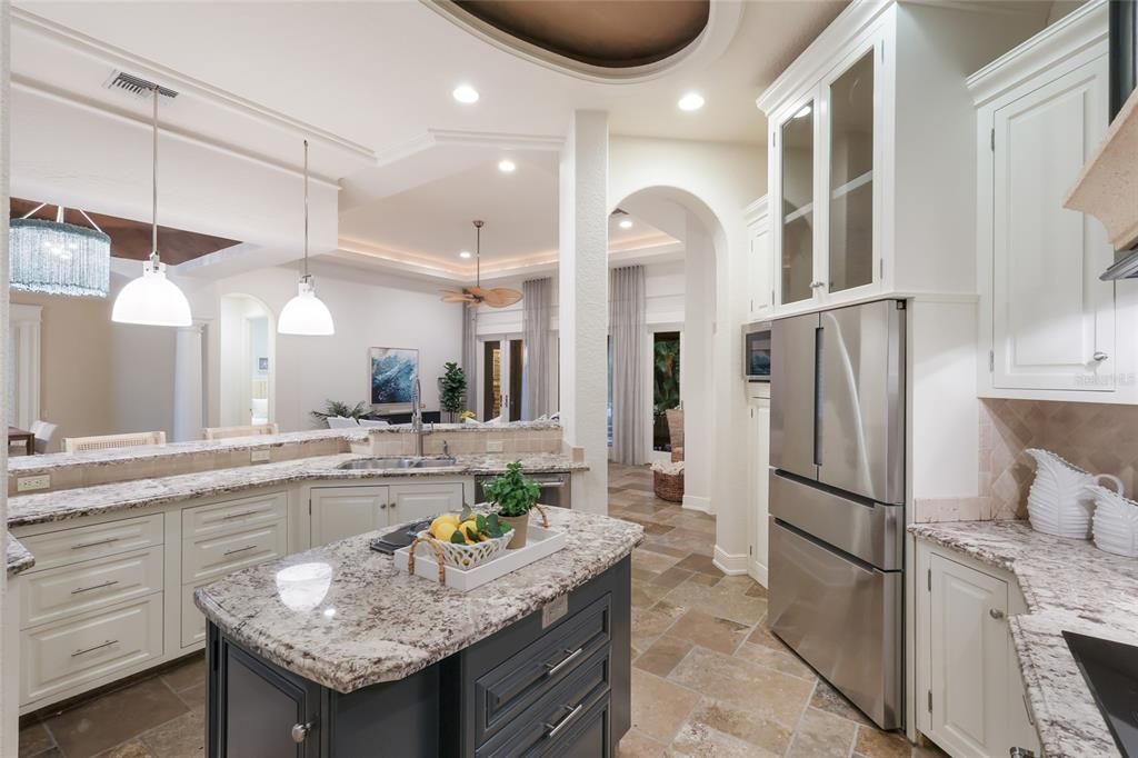 For Sale: $1,699,000 (3 beds, 3 baths, 2534 Square Feet)