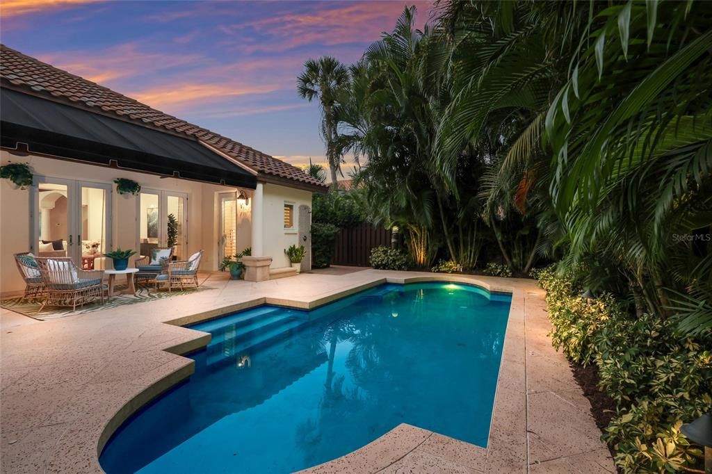 For Sale: $1,699,000 (3 beds, 3 baths, 2534 Square Feet)