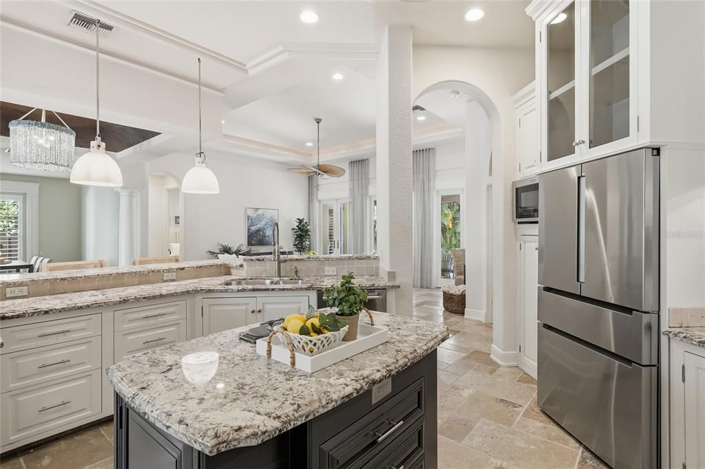 For Sale: $1,699,000 (3 beds, 3 baths, 2534 Square Feet)