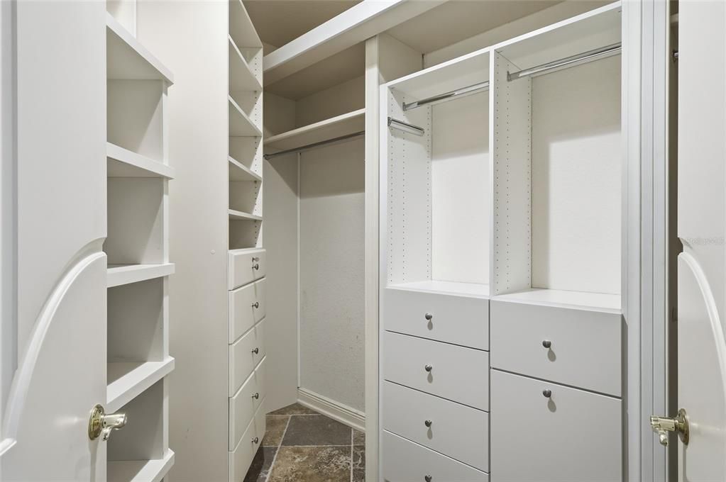 For Sale: $1,699,000 (3 beds, 3 baths, 2534 Square Feet)