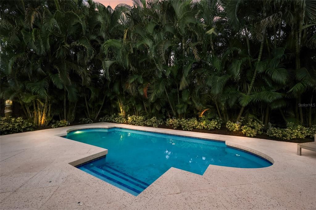 For Sale: $1,699,000 (3 beds, 3 baths, 2534 Square Feet)