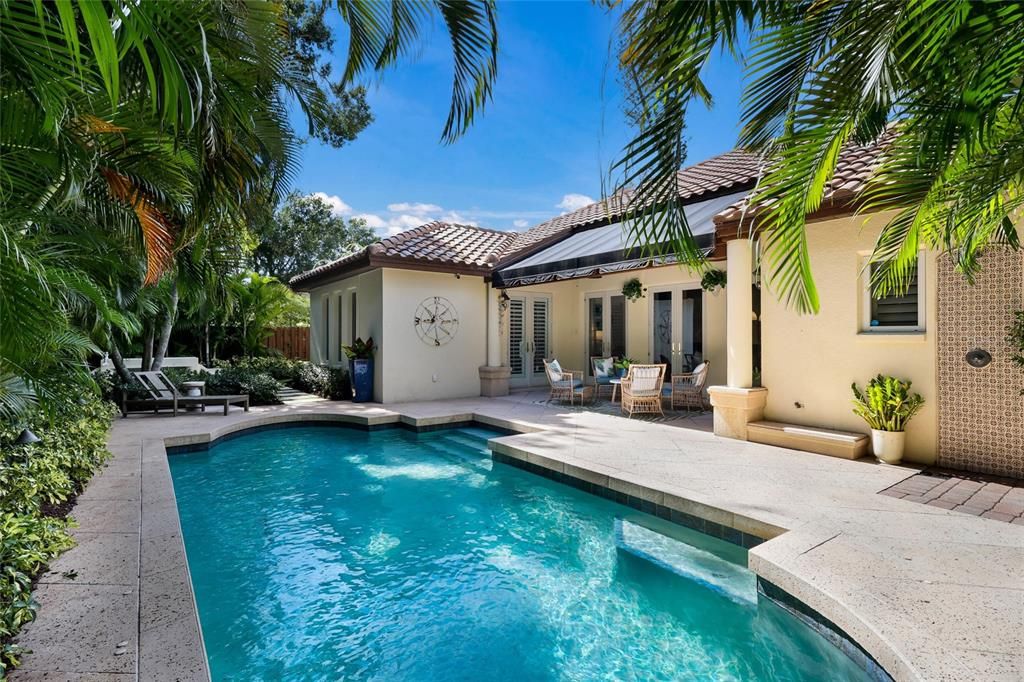 For Sale: $1,699,000 (3 beds, 3 baths, 2534 Square Feet)