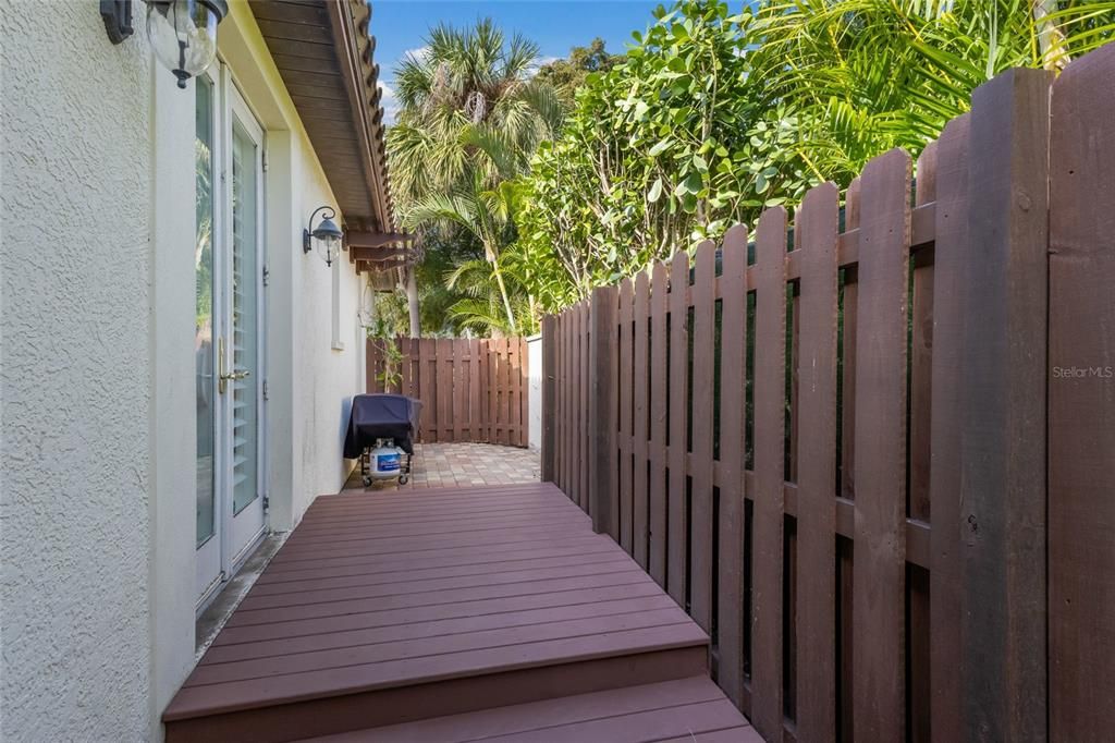 For Sale: $1,699,000 (3 beds, 3 baths, 2534 Square Feet)