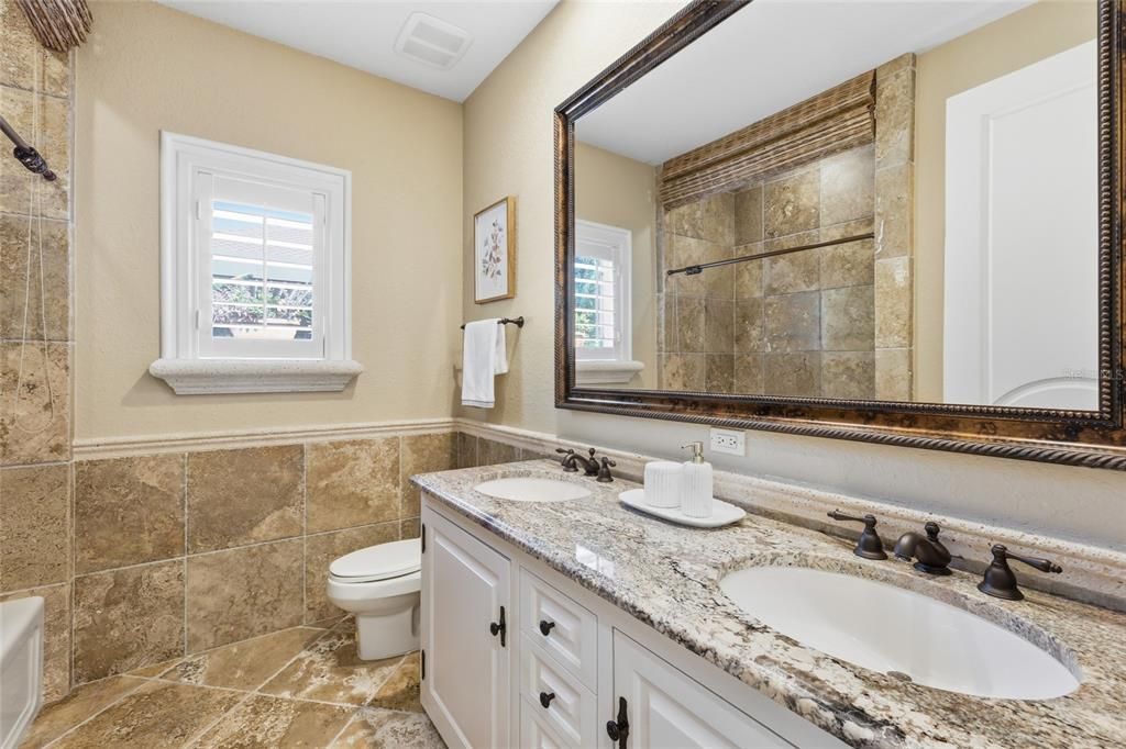 For Sale: $1,699,000 (3 beds, 3 baths, 2534 Square Feet)