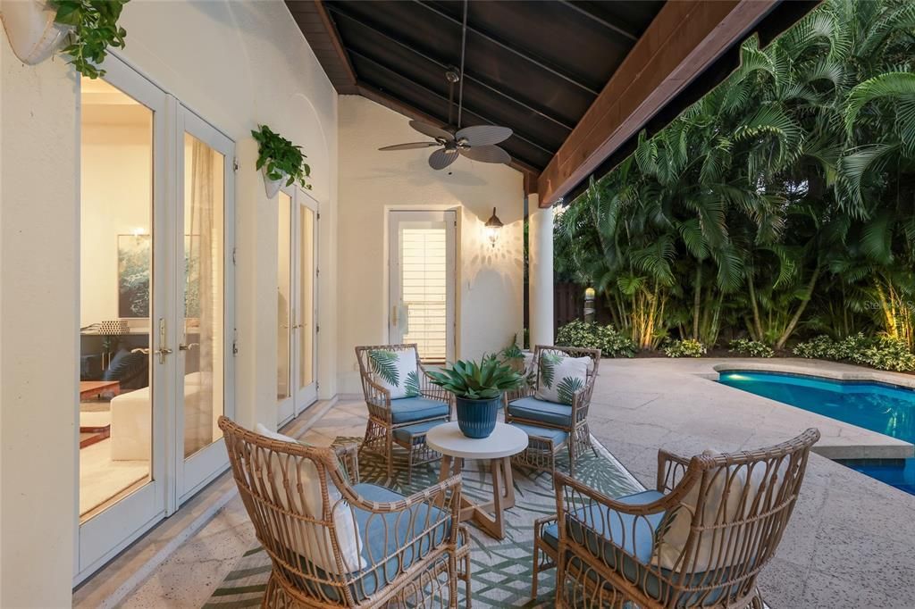 For Sale: $1,699,000 (3 beds, 3 baths, 2534 Square Feet)