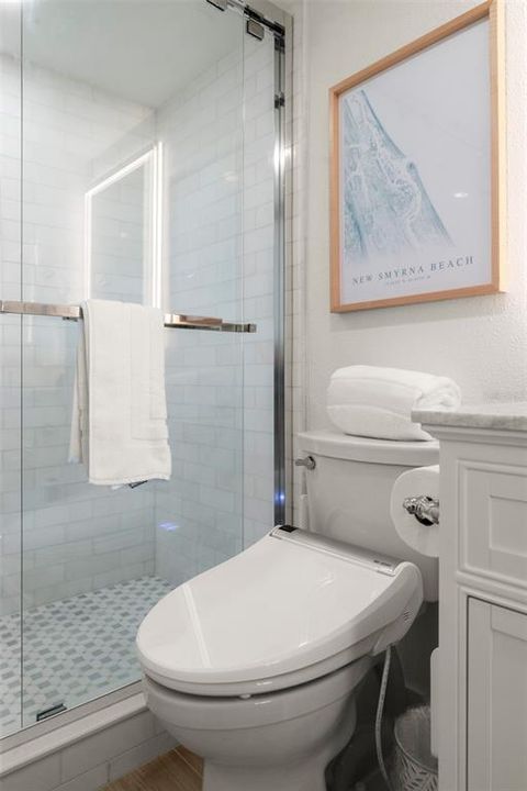 En Venta: $799,000 (2 camas, 2 baños, 1015 Pies cuadrados)