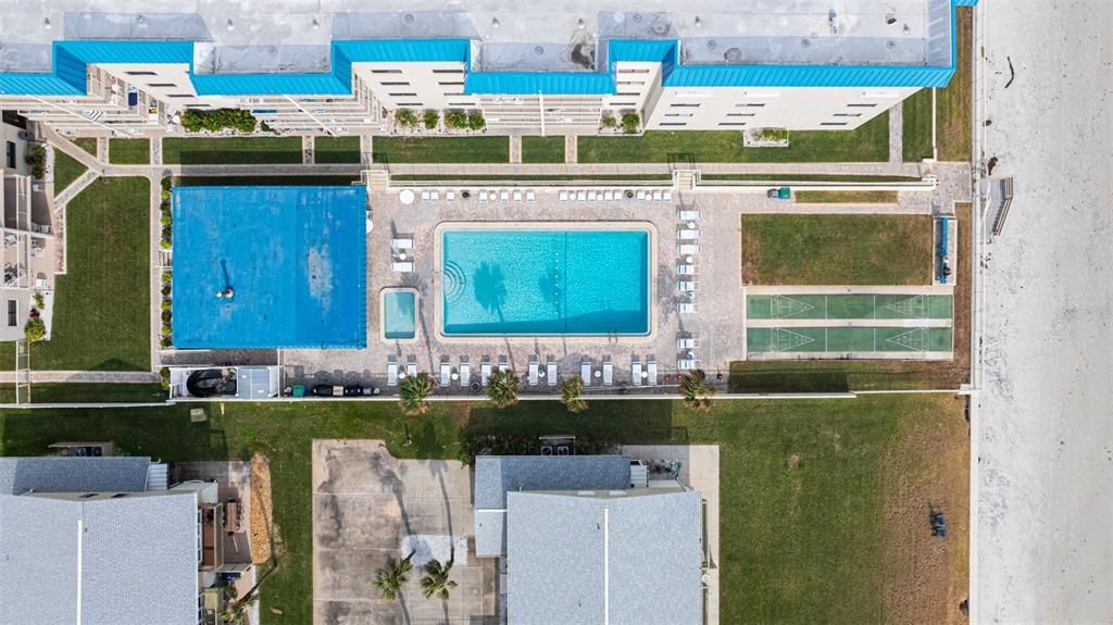 En Venta: $799,000 (2 camas, 2 baños, 1015 Pies cuadrados)