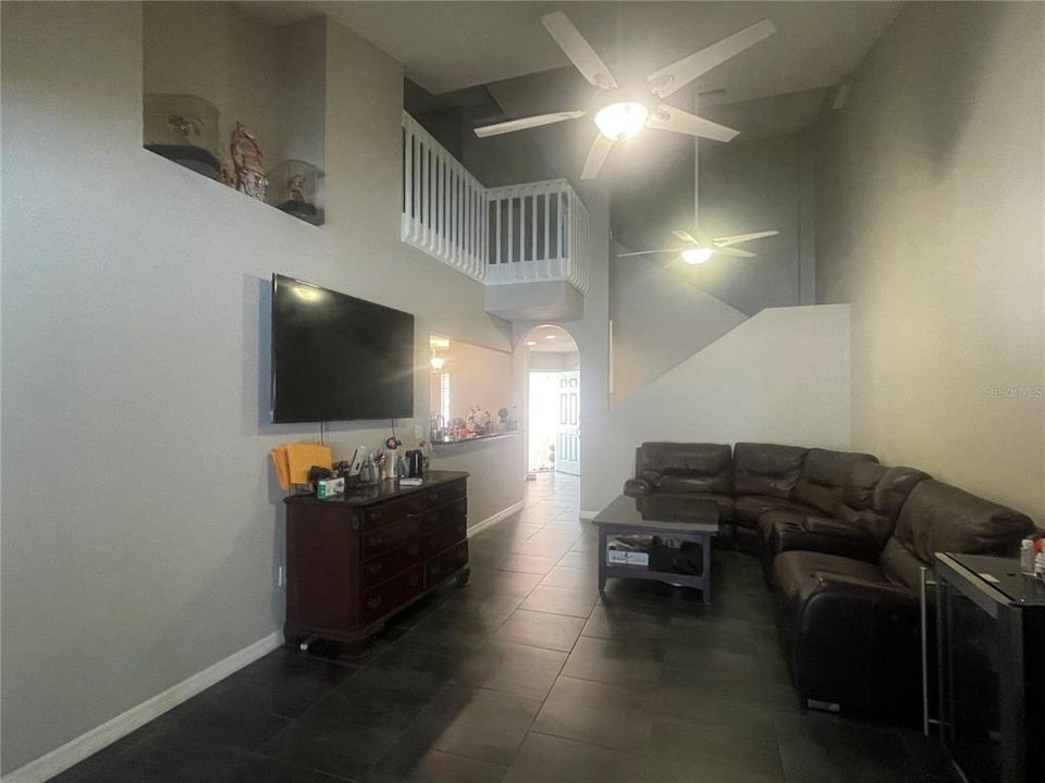 For Sale: $375,000 (3 beds, 2 baths, 1875 Square Feet)