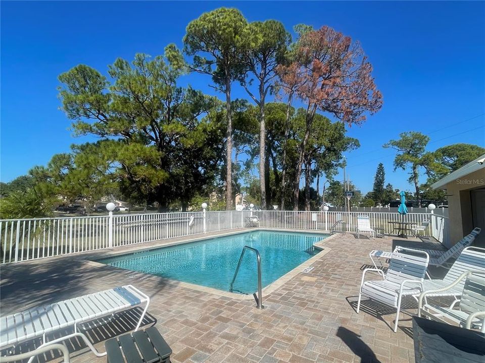 For Sale: $375,000 (3 beds, 2 baths, 1875 Square Feet)